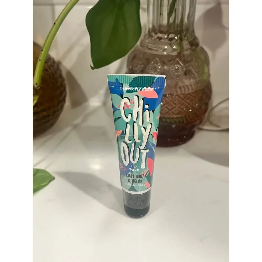 Perfectly Posh Chilly Out Lip Scrub Cool Mint Melon Discontinued Sealed 0.375 oz